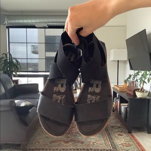 Black Sorel Sandals